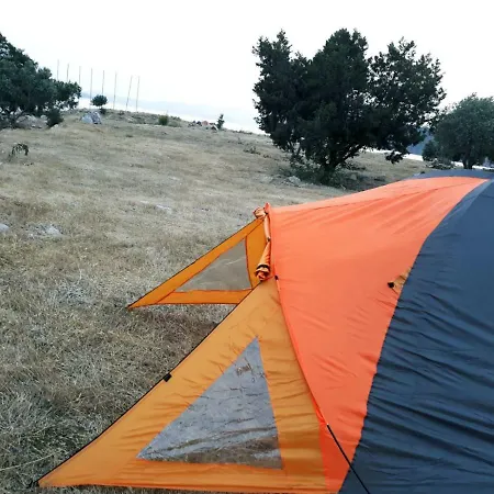 Lüks kamp alanı Iasos Kamp Cadir Karavan Alani Kıyıkıslacık