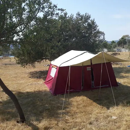 Iasos Kamp Cadir Karavan Alani * Kıyıkıslacık