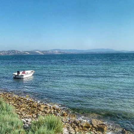 Iasos Kamp Cadir Karavan Alani * Kıyıkıslacık